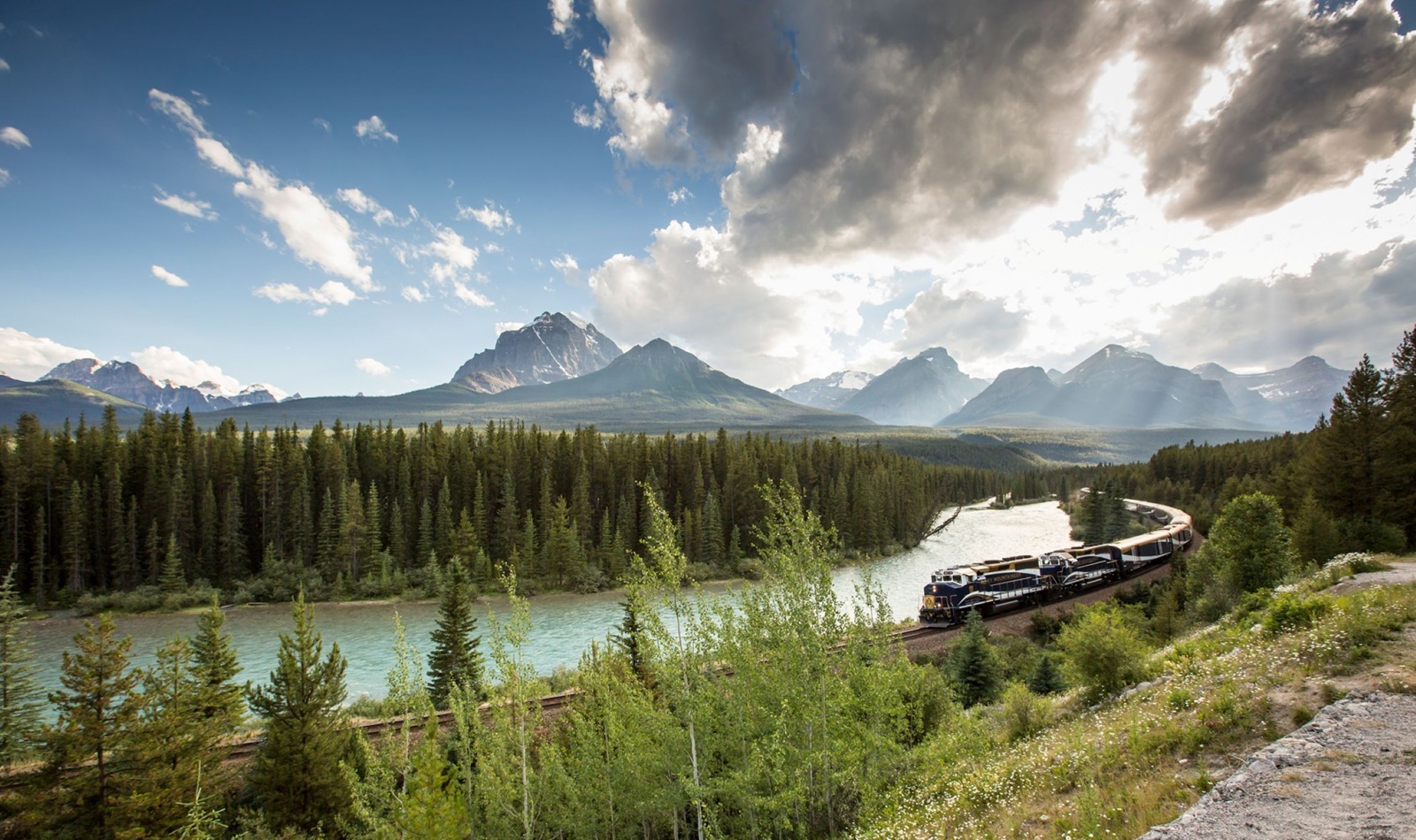 2027 All Aboard Offer: Your Rocky Mountain Adventure Awaits