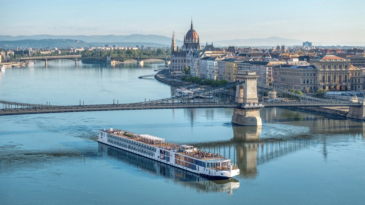 Unpack Once and Explore in Viking Comfort