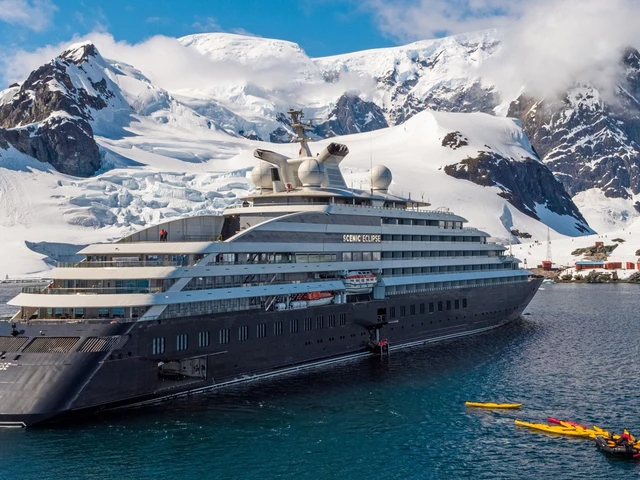 Scenic: Up to $400 Savings OR up to $400 Onboard Credit per suite