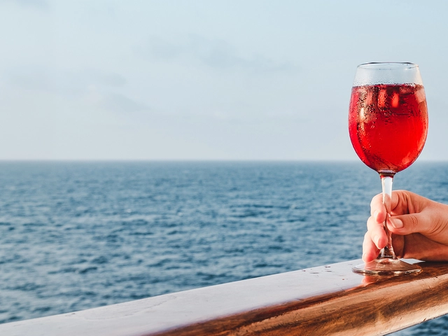 TravelBrands: Soak Up Summer and Enjoy a $100 Onboard Credit
