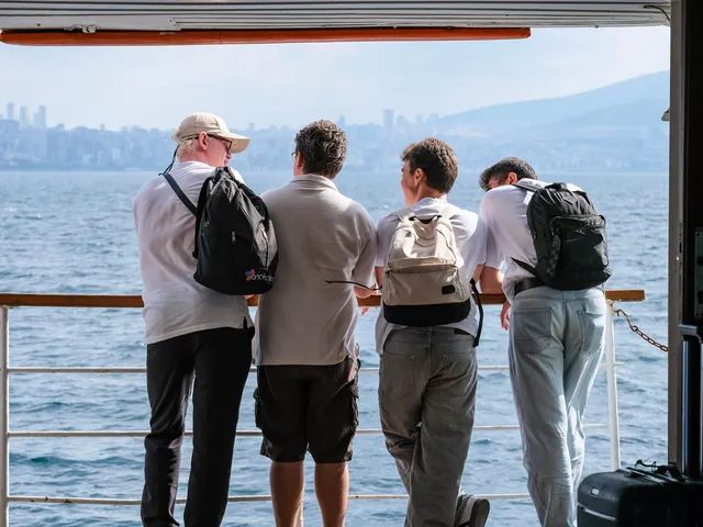 Going Alone Doesn't Mean Being Alone: A Different Look at Men's Solo Travel