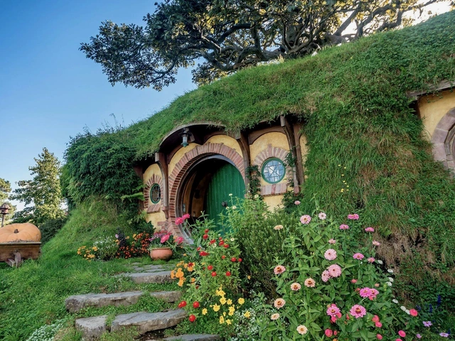 Kensington Marks 25 Years of The Lord of the Rings with New Zealand's Big Screen Landscapes