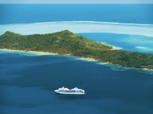 Tempting Tahiti: Get $1000 Shipboard Credit on Paul Gauguin Cruises