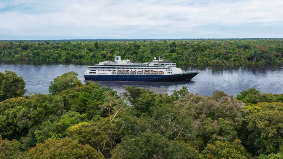 Holland America Line Volendam