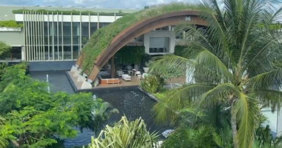 Shiriee Arce Finds Quiet Luxury at Costa Mujeres