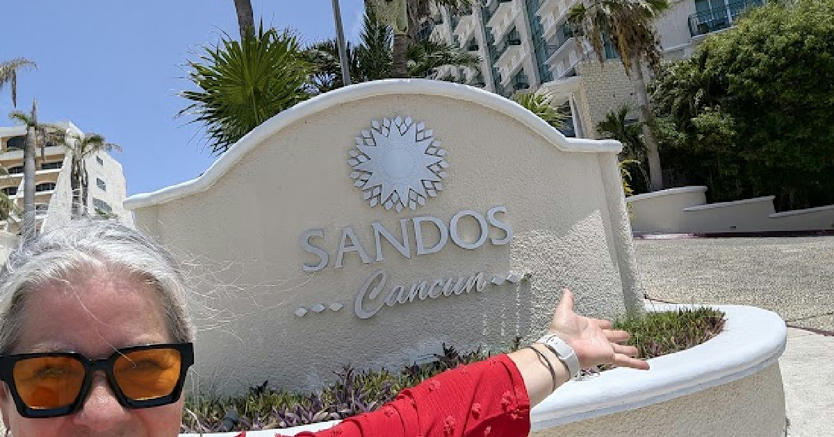 Jan Vilaca Discovers Mexico's Wildlife-Rich Sandos Resorts