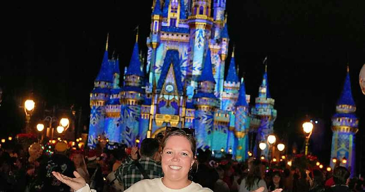 Heather O'Connell's Christmas at Walt Disney World: Pure Magic