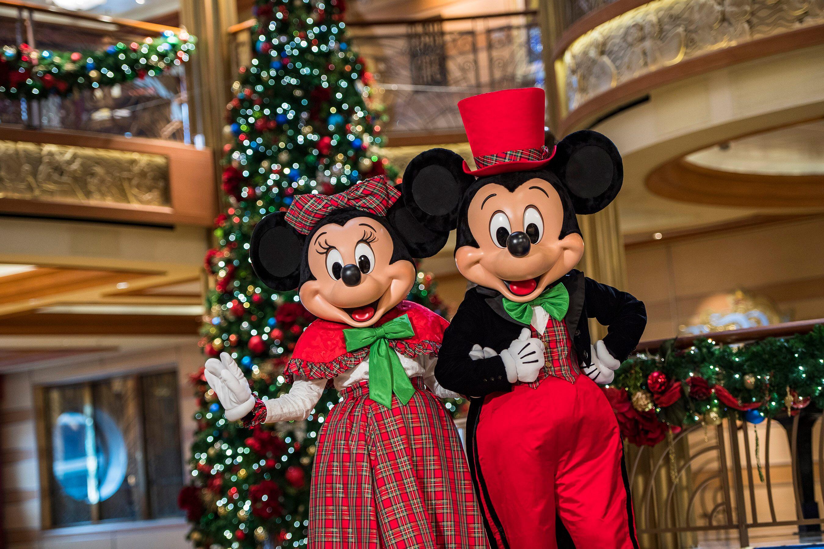Why Disney Cruise Line’s Very Merrytime Cruises Are the Best Way to Celebrate the Holidays at Sea