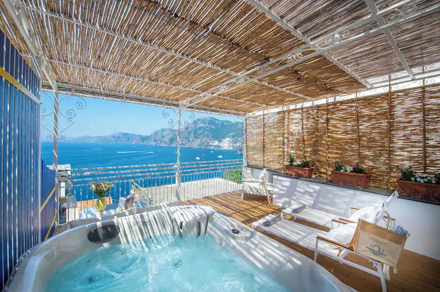 BENVENUTI TO THE AMALFI COAST