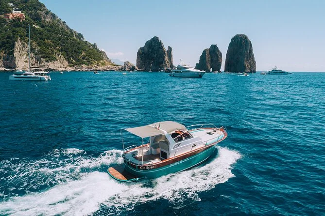 CAPRI BY PRIVATE BOAT
