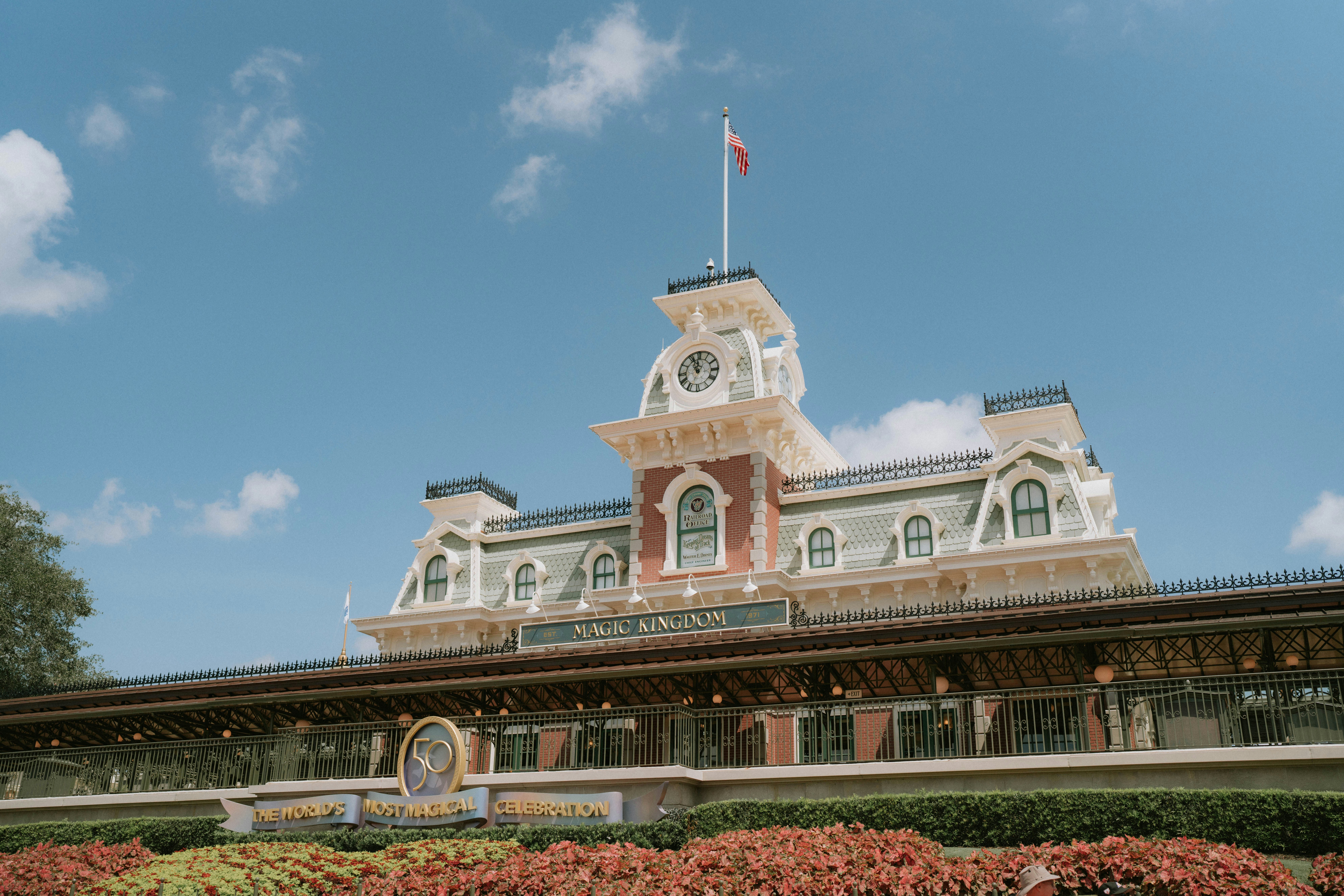 The Complete Guide to Magic Kingdom Park at Walt Disney World