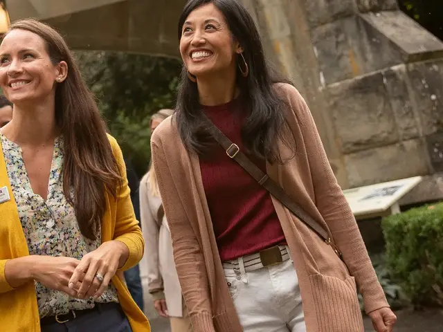 New Travel Style: Globus & Cosmos Launch Unpack & Explore Tours