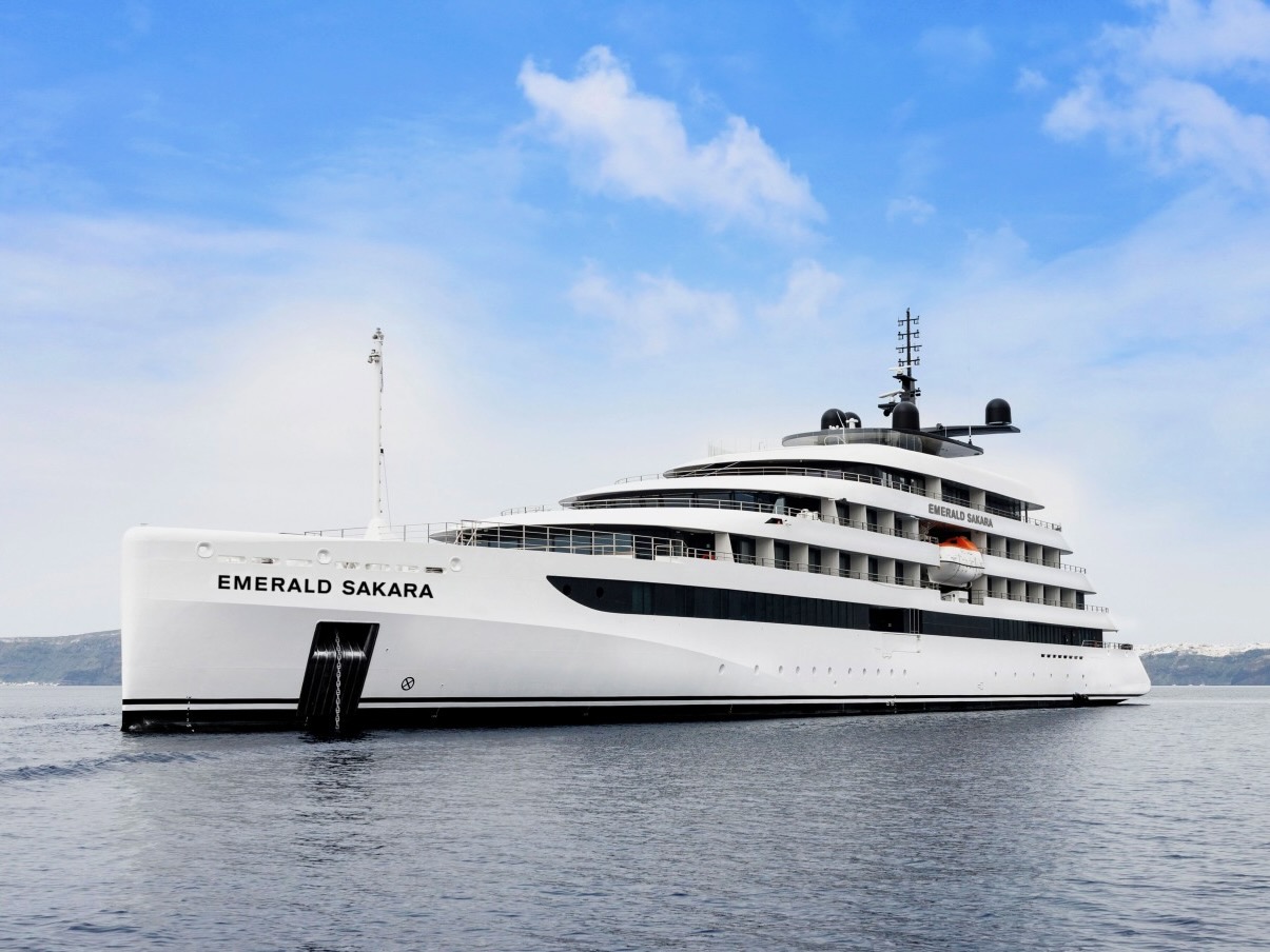 Emerald Partners with PerryGolf to Launch Luxury Golf Cruises in the Caribbean