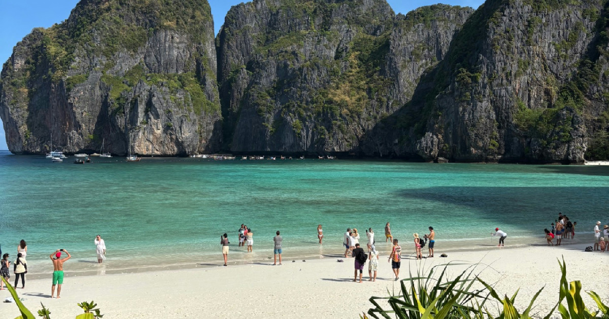 Lesley Bogardis Spent Three Weeks Exploring Phuket's Islands