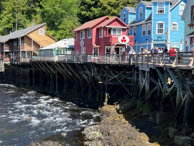 Elaine Smalling's Alaska Cruise: A Family Journey to Dawes Glacier