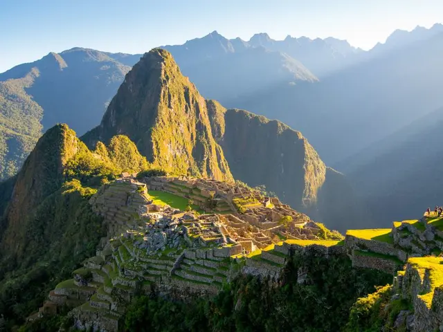Save $100 per Person on Select 2027 Globus & Cosmos Africa, Asia, South America & South Pacific Vacations of Six Nights or More*