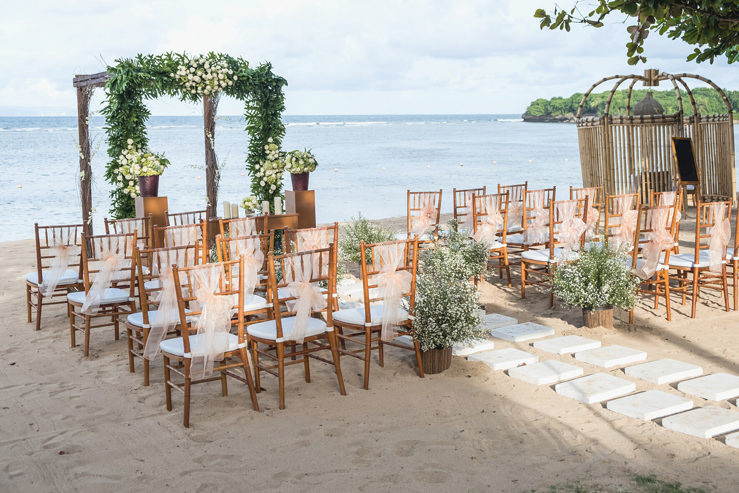 Seven Key Steps To A Destination Wedding