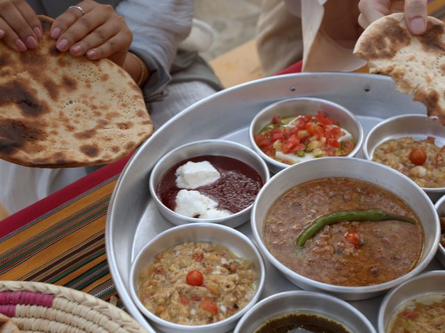 Saudi Cuisine - Authentic Arabian Food Tour across Saudi Arabia