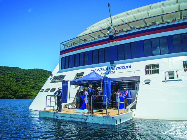 Hapag-Lloyd Cruises Expands Winter 2027/28 with Warm-Climate Routes