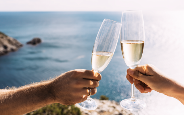 The Wide World of Sparkling Wine: How to Order Like a Local