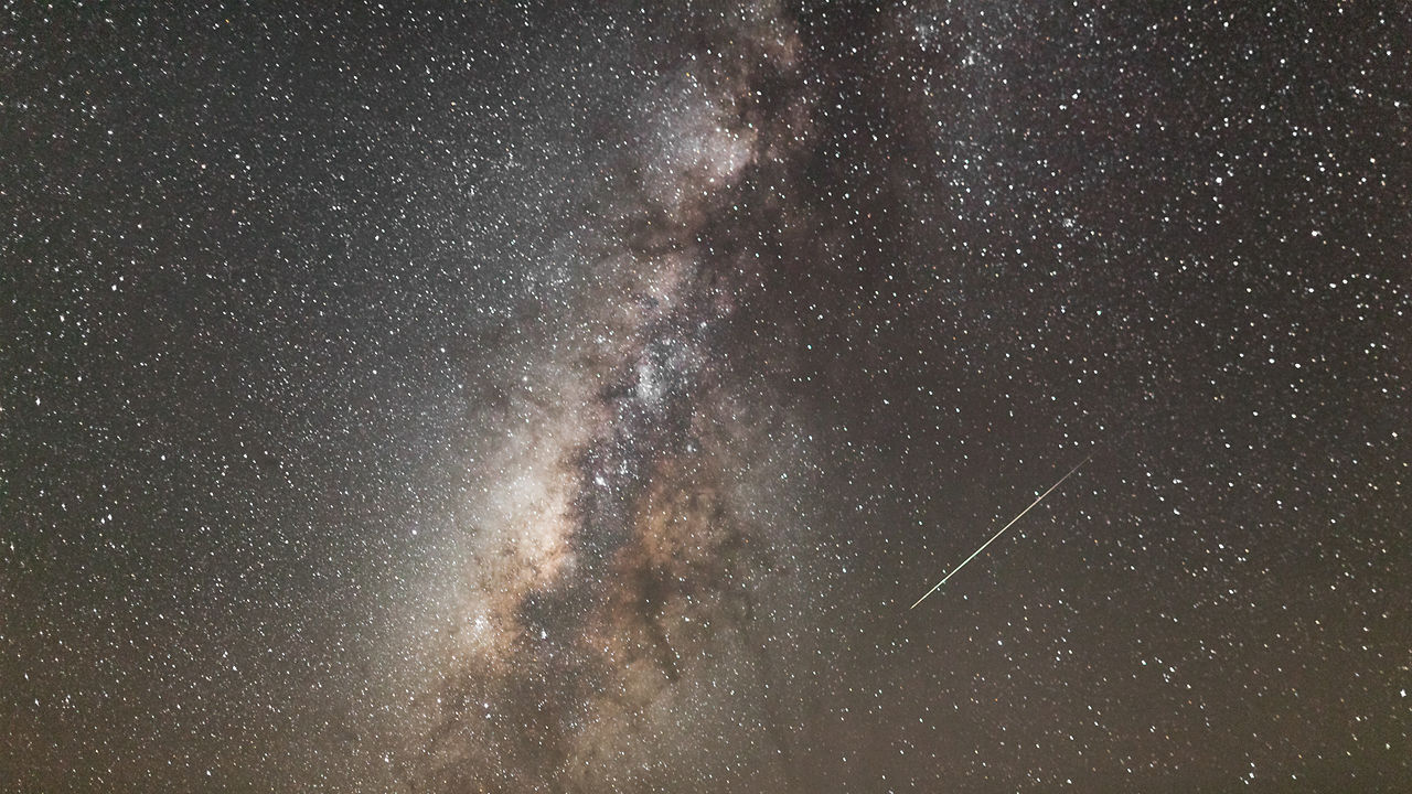 Video: Mauna Lapse – From Sea to Summit