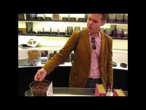 Baguette to Bagels Tour of Paris with Context Travel