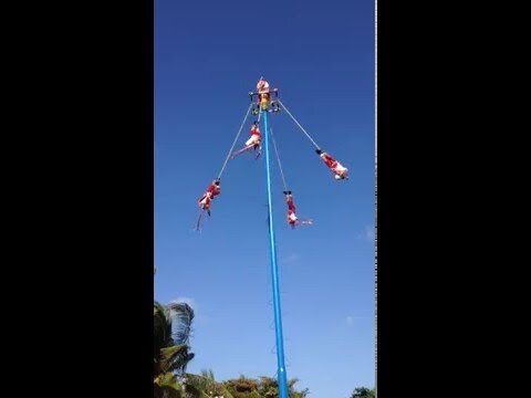 The Danza de los Voladores (Dance of the Flyers)