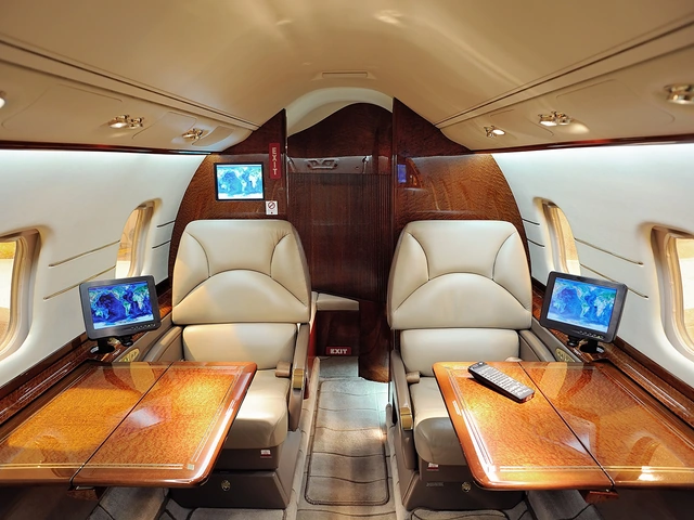 Luxury Private Jet Experiences