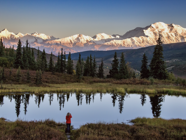 Seabourn Introduces Denali Park Extensions to Alaska Voyages