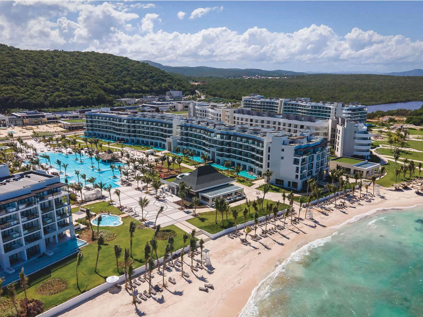 Escape to Paradise - Save up to 45% with TravelBrands