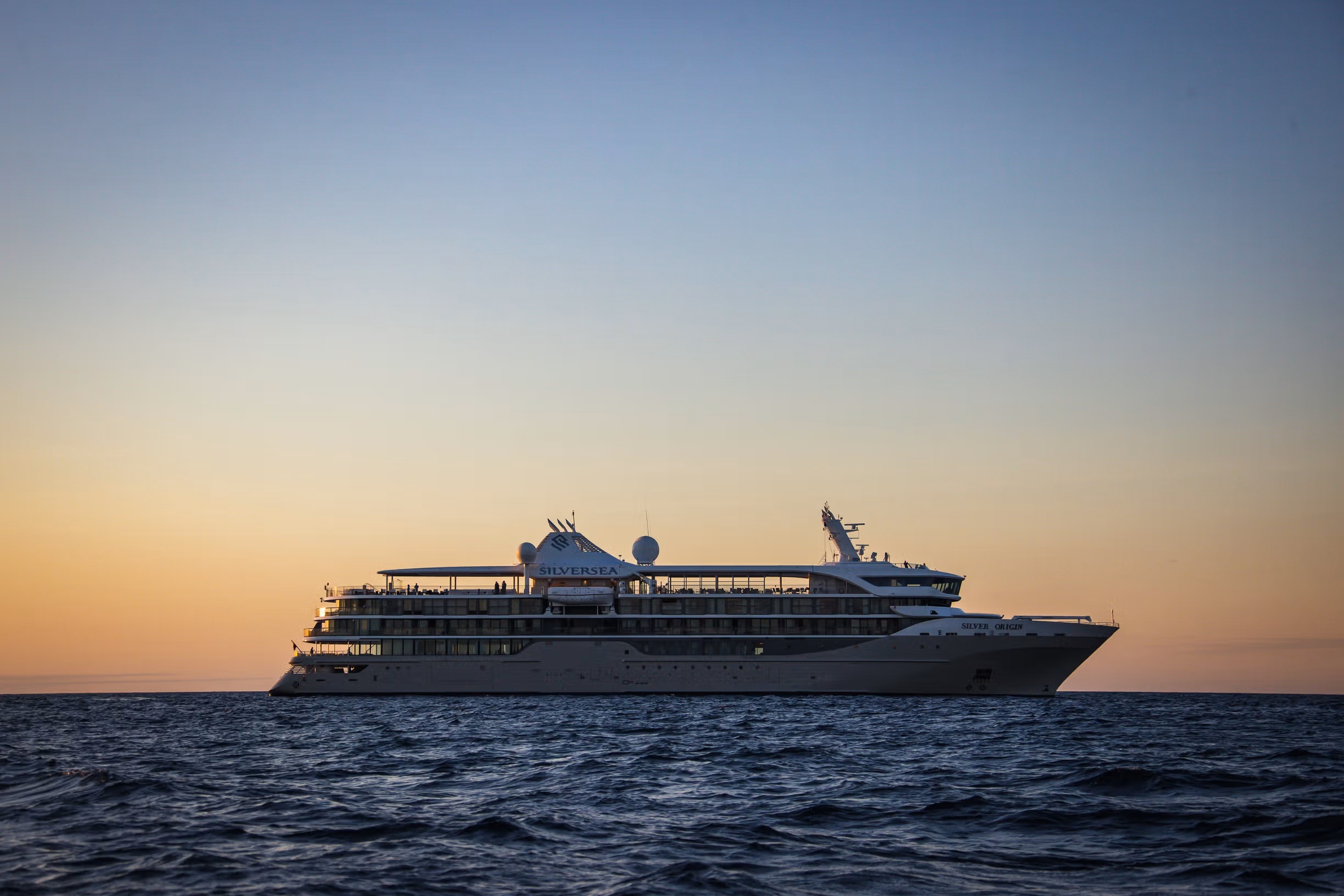 Silversea Enhances Seamless Travel to the Galápagos