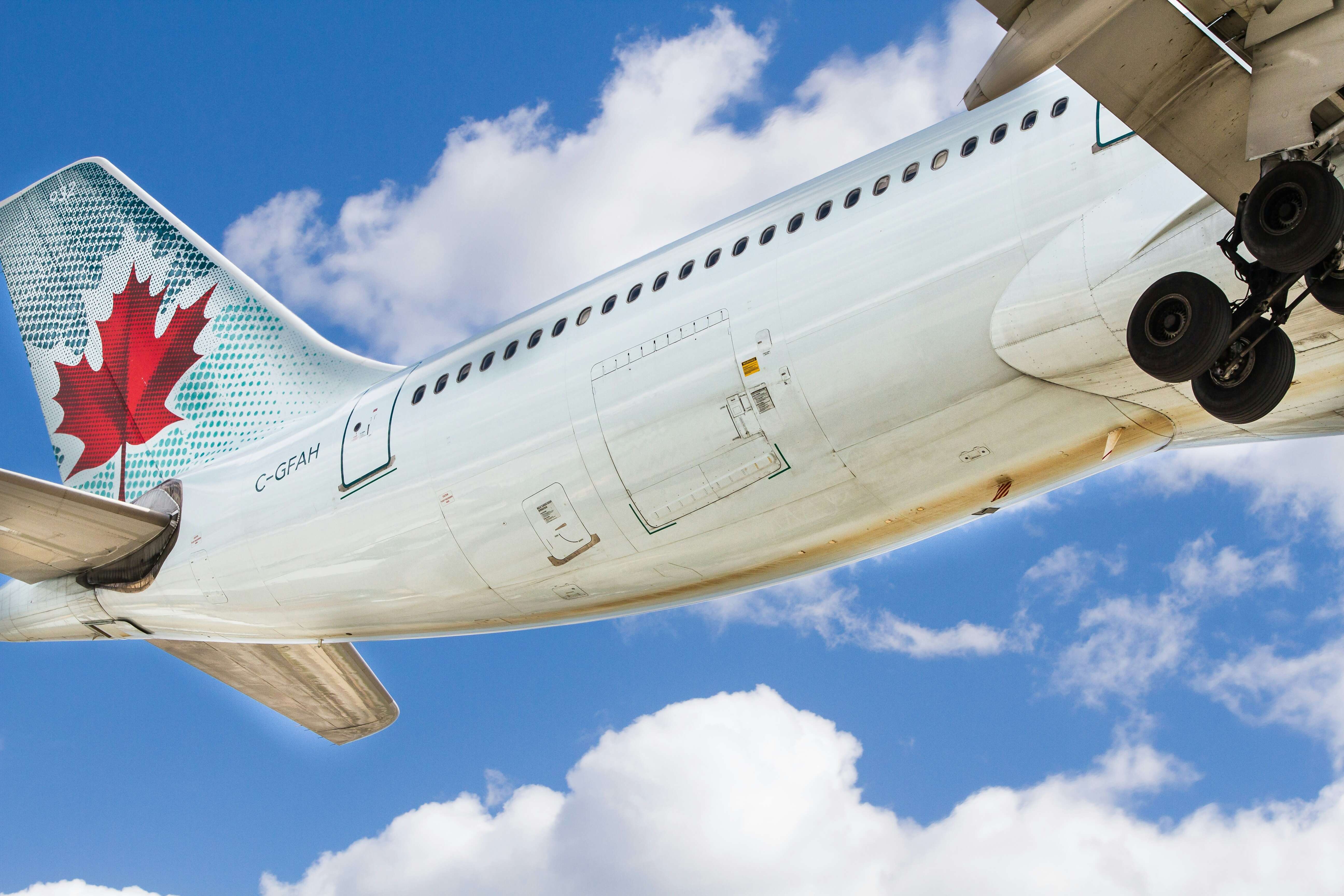 The Big Shift: Air Canada & WestJet Cut Back on US Flights