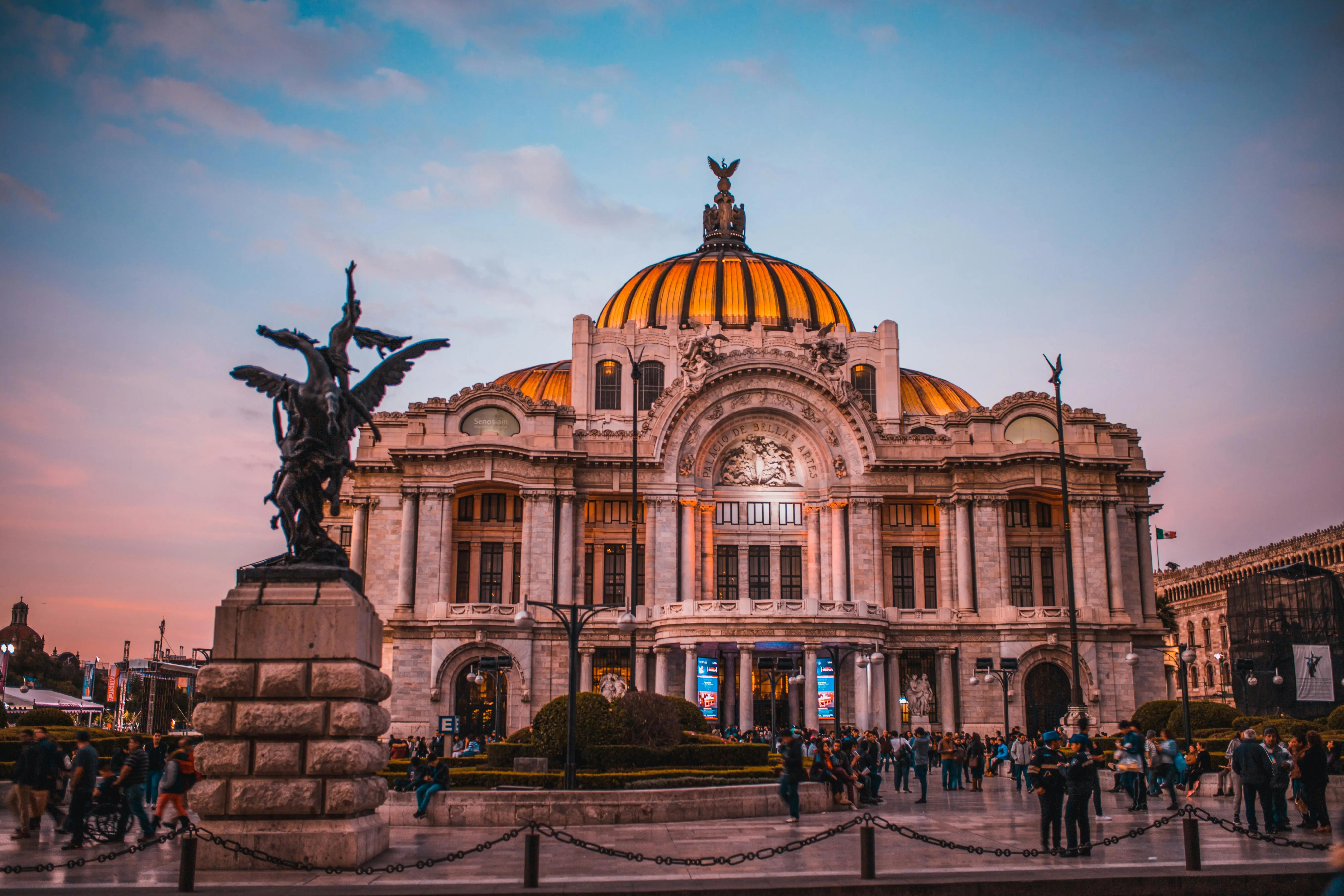 Mexico City's Culinary Gems: Explore 5-Star Dining and Gastronomy