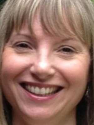 Julie VanDerworp