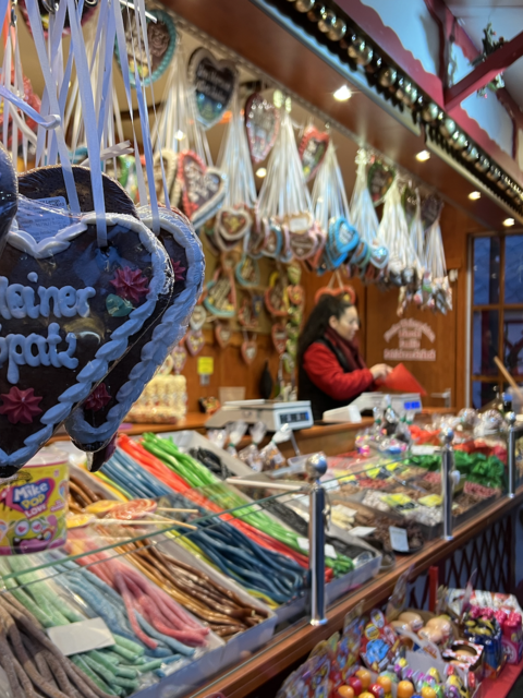 Do's and Don'ts of a European Christmas Market Trip