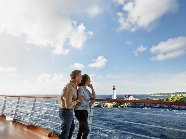 Set Sail on an Unforgettable 11-day Canada & New England Cruise with Holland America Line!