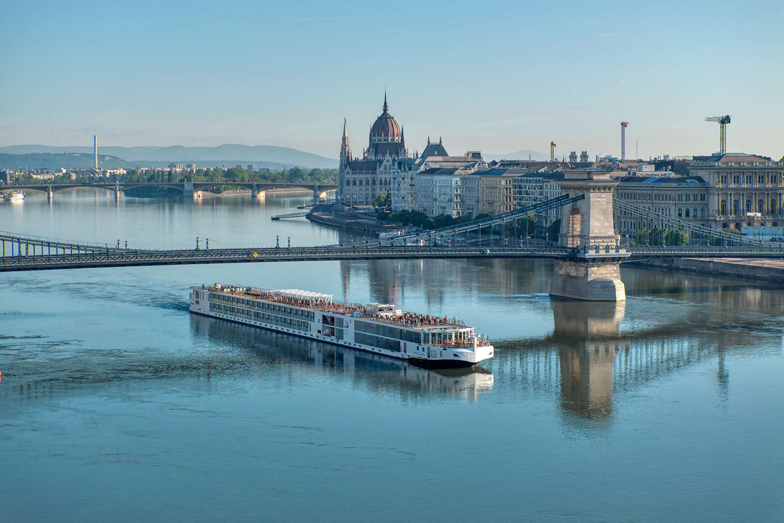 Chateaux, Rivers & Wine (river)