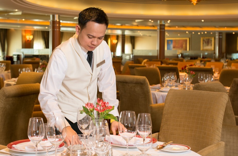 Regent Seven Seas Cruises:  Receive $400 Shipboard Credit per Suite