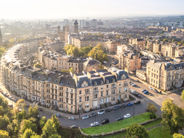 Slainte! This City in Scotland Celebrates 850th Anniversary