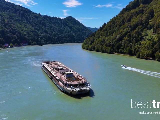 VIDEO: Stunning Scenic Sailing on Europe’s Danube River Aboard the Riverside Mozart