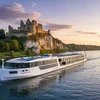 Emerald Lumi: A New Light on the Seine