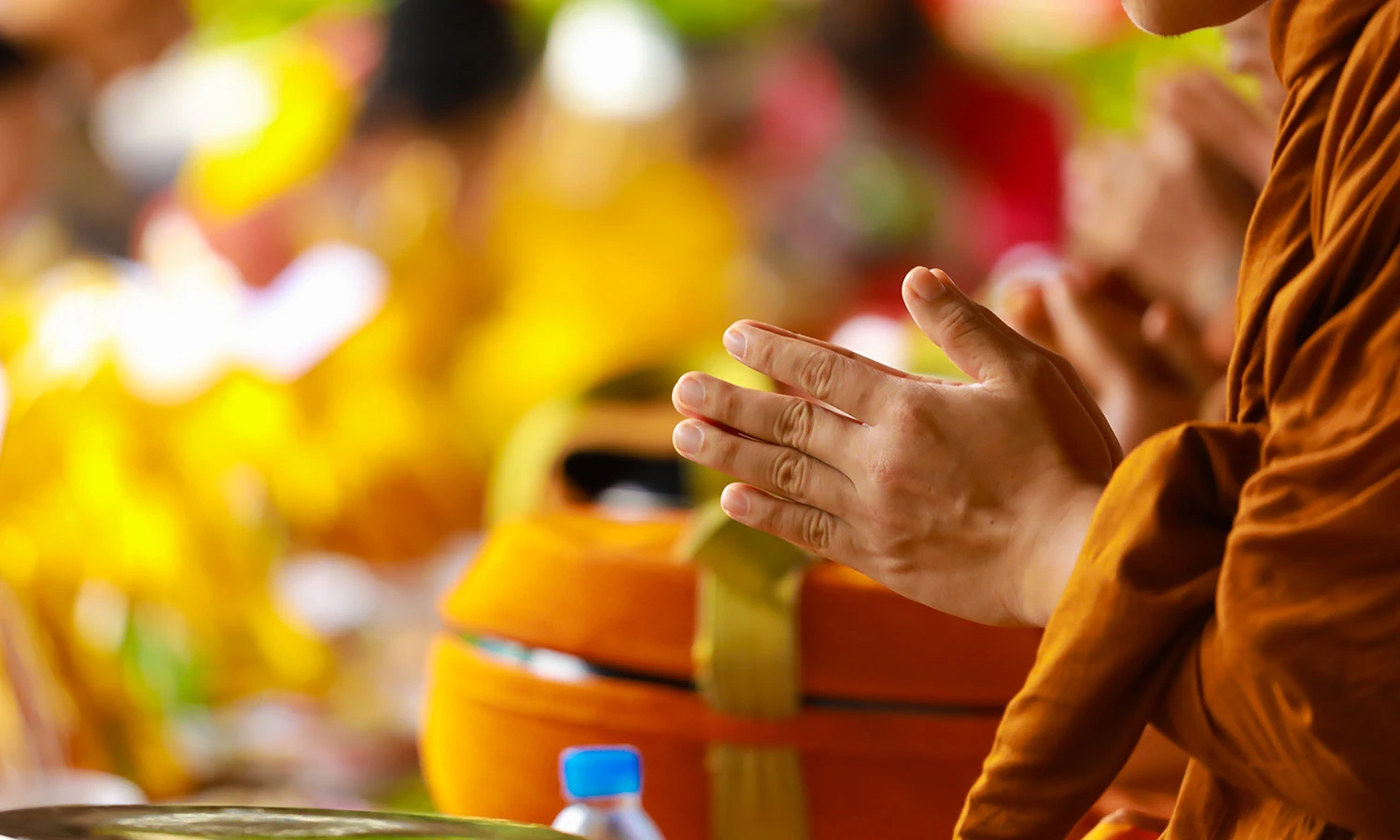 Banner04-Thai-Monks.jpg