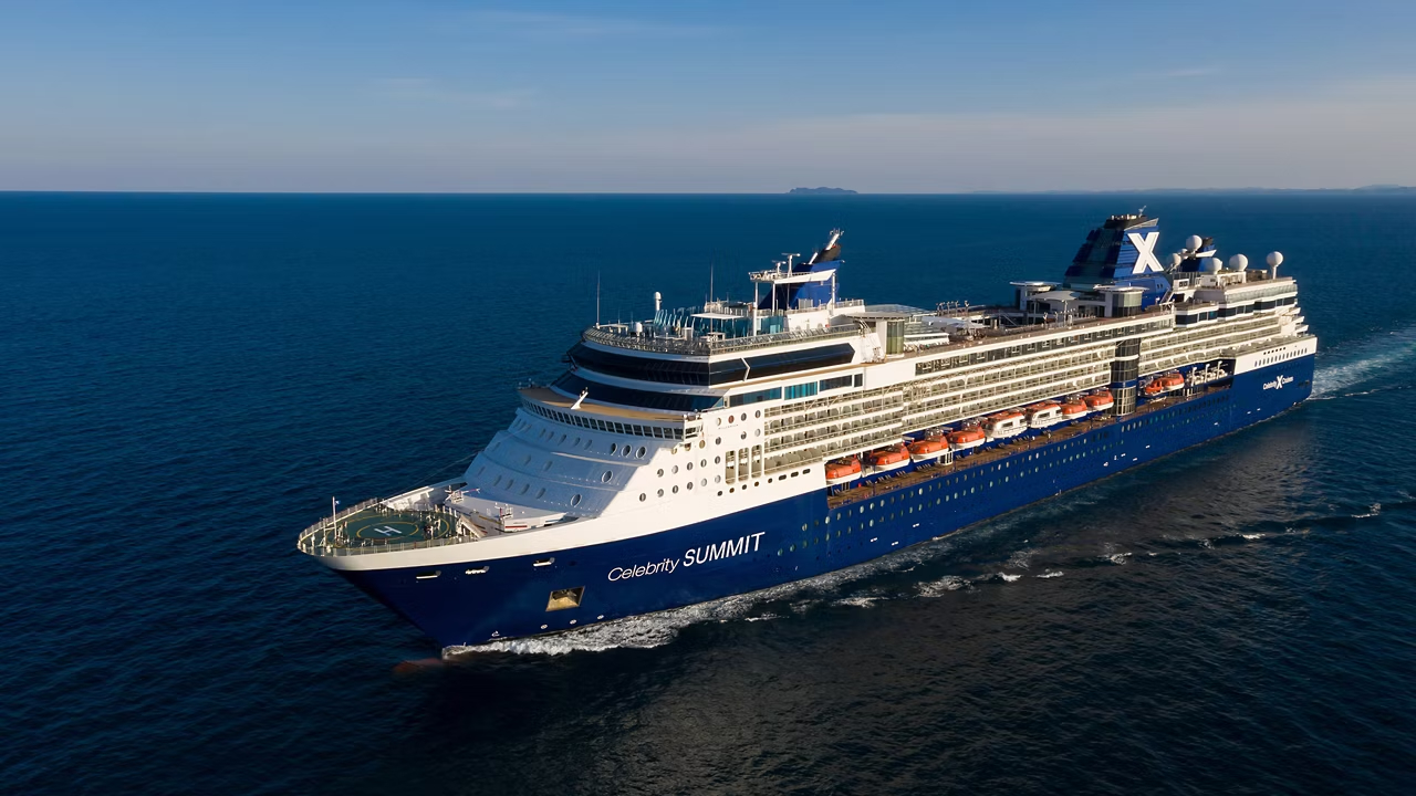 Discover Alaska In Style - Celebrity Summit