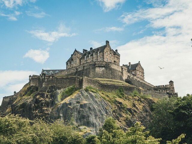 Top 10 Must-Do Experiences in Edinburgh