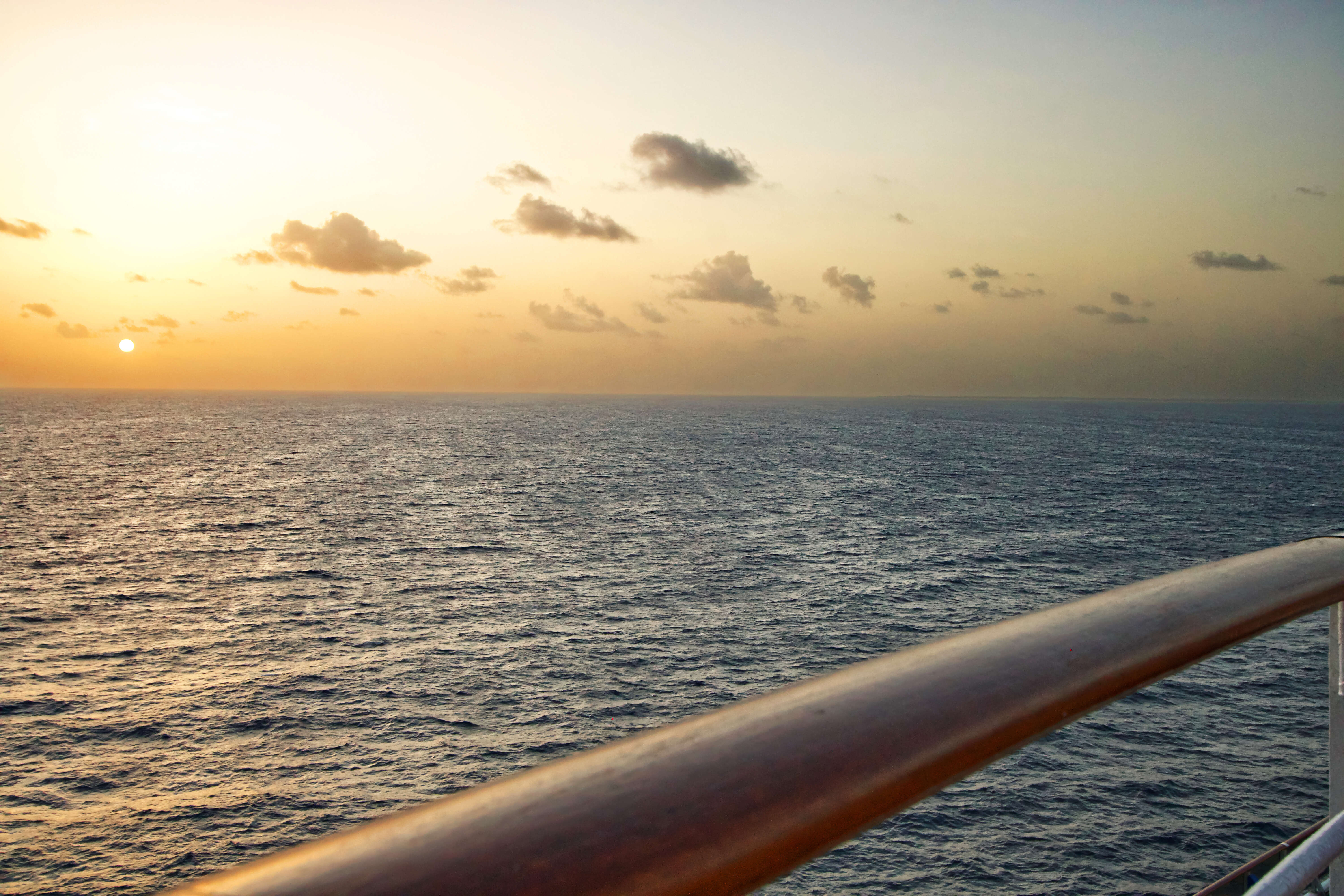 Small Ship vs Large Ship Cruises: What’s the Difference?