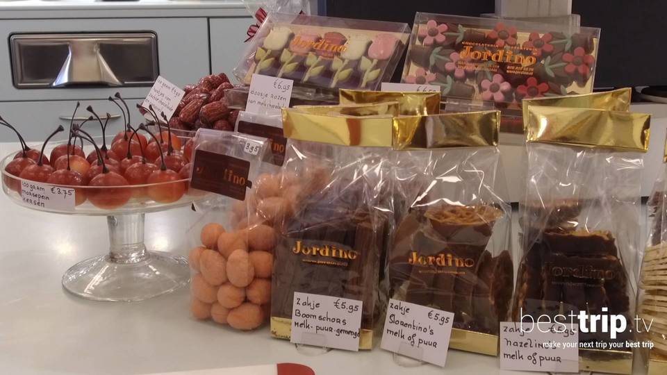 Discover Amsterdam's Local Food Scene on this Avalon Waterways Shore Excursion