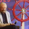Video: Sir Richard Branson Explains How He Does Cruising