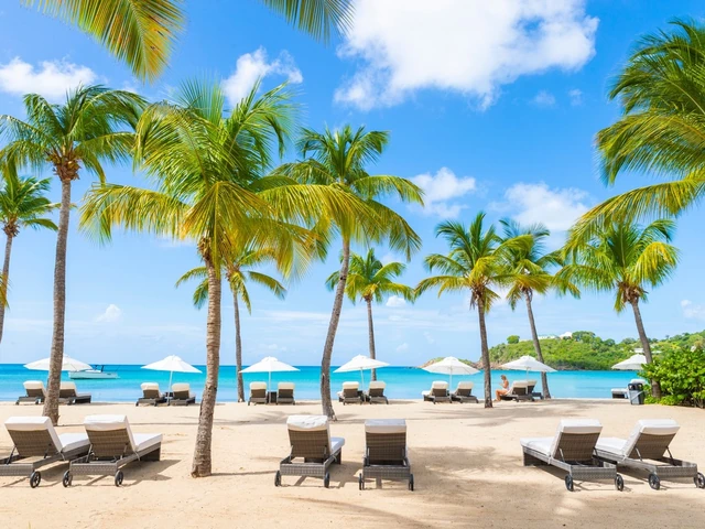 Antigua & Barbuda: Paradise Awaits