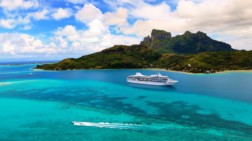 VIDEO From the Bridge: Meet the Captain of the Paul Gauguin in Tahiti