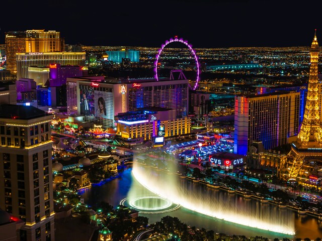 Top 10 Must-Do Activities in Las Vegas: Your Ultimate Guide to Entertainment
